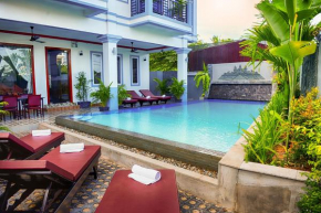 The Villa Secret Garden